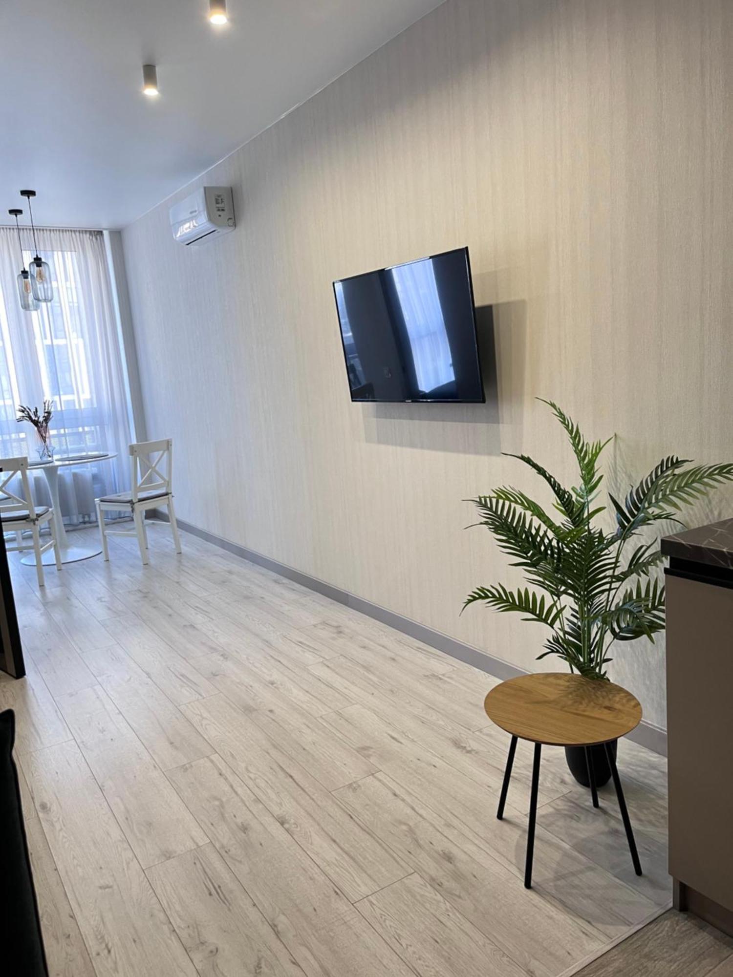 Slavutich Apartments Near Metro Station Kiev Exterior foto
